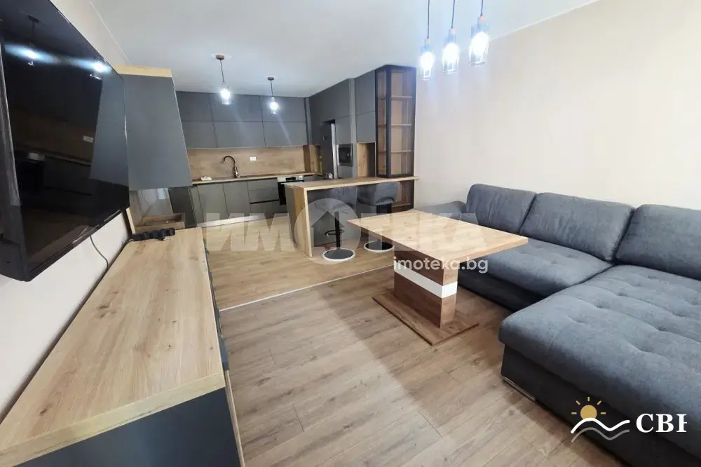 Apartment, 3-room, 91 m², in Varna. Photo 1 of 14. Varna, Black Sea, Bulgaria. Cheap Beach Holiday.