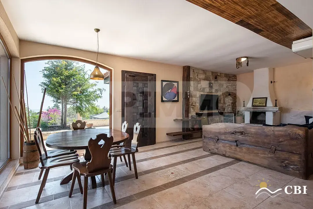 House, 4-room, 178 m², in Balchik. Photo 6 of 16. Balchik, Black Sea, Bulgaria. Cheap Beach Holiday.