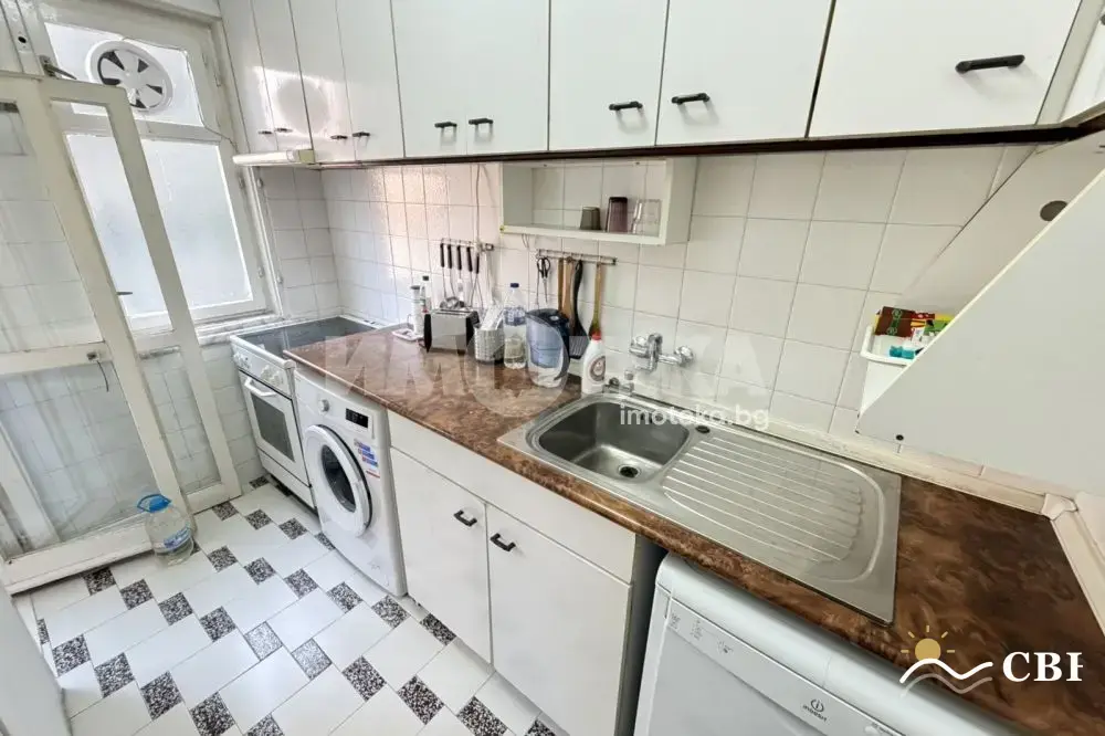 Apartment, 3-room, 100 m², in Varna. Photo 6 of 16. Varna, Black Sea, Bulgaria. Cheap Beach Holiday.