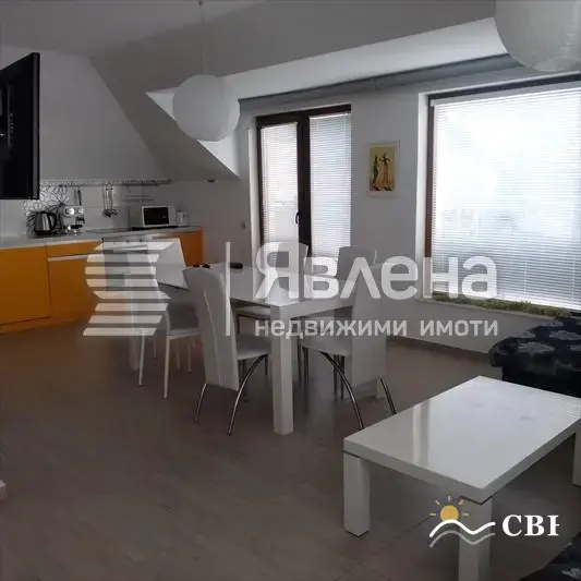 Apartment, 1-room, 80 m², in St. St. Konstantin and Elena. Photo 2 of 6. St. St. Konstantin and Elena, Black Sea, Bulgaria. Cheap Beach Holiday.