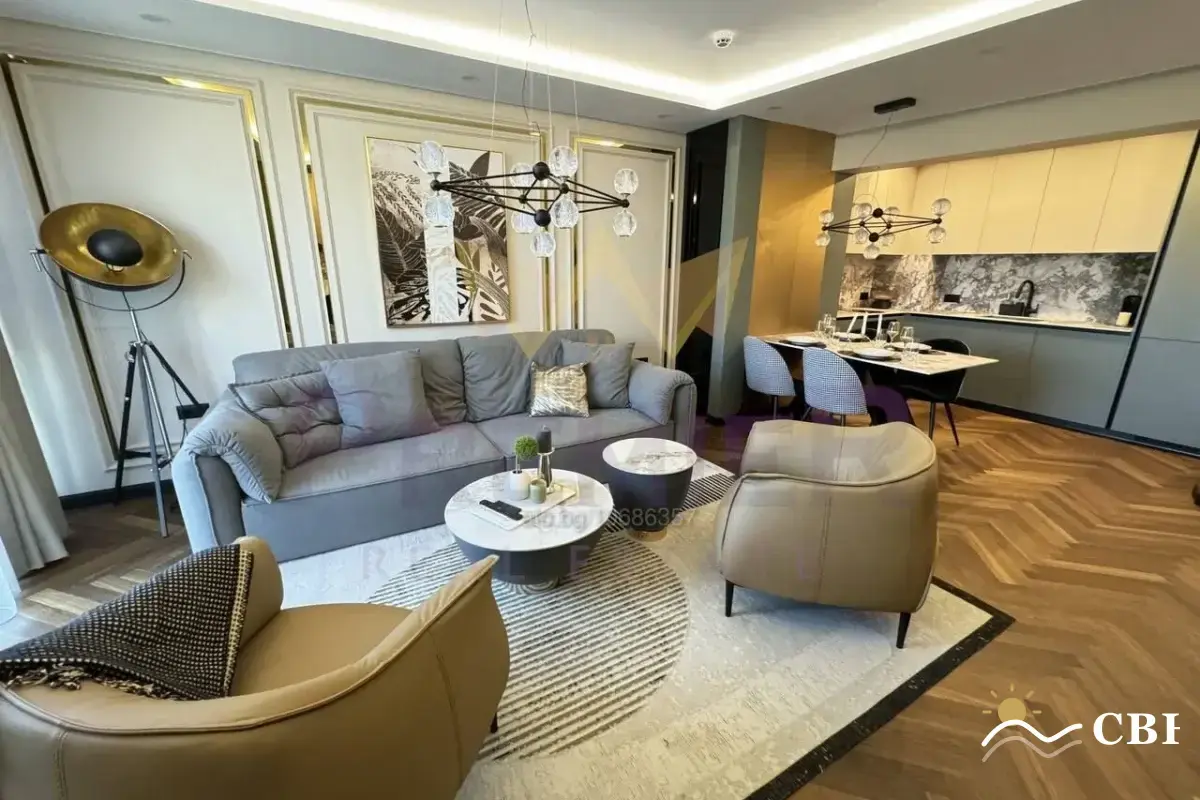 Apartment, 2-room, 72 m², in Burgas. Photo 2 of 11. Burgas, Black Sea, Bulgaria. Cheap Beach Holiday.