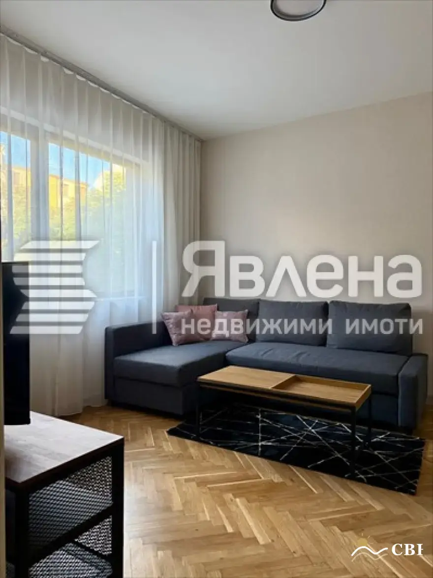 Apartment, 3-room, 95 m², in Varna. Photo 3 of 10. Varna, Black Sea, Bulgaria. Cheap Beach Holiday.