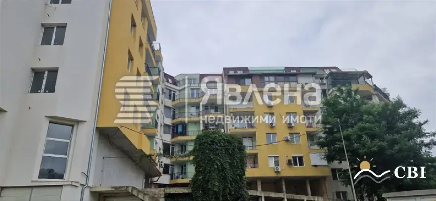 Apartment, 3-room, 91 m², in Burgas. Photo 6 of 6. Burgas, Black Sea, Bulgaria. Cheap Beach Holiday.