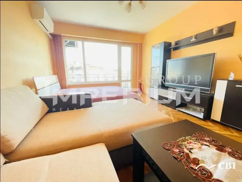 Apartment, 1-room, 109 m², in Varna. Photo 1 of 10. Varna, Black Sea, Bulgaria. Cheap Beach Holiday.