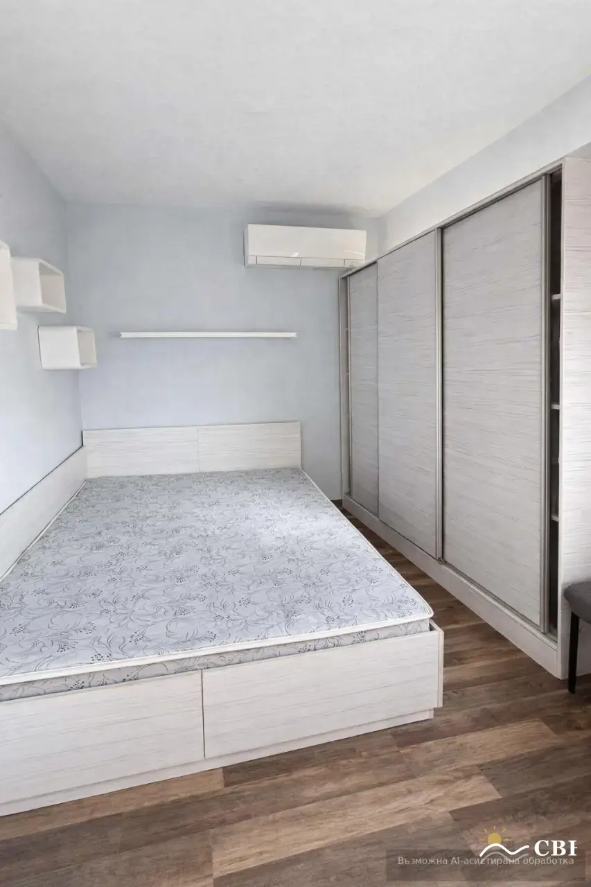 Apartment, 3-room, 70 m², in Varna. Photo 5 of 8. Varna, Black Sea, Bulgaria. Cheap Beach Holiday.