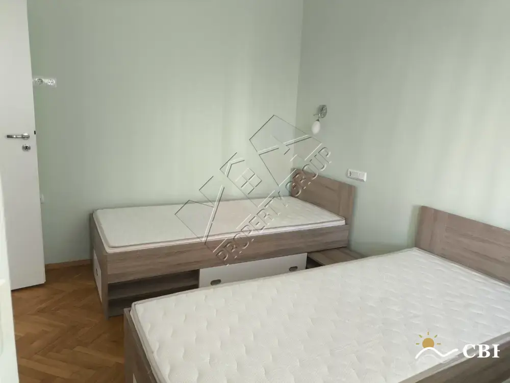 Apartment, 3-room, 68 m², in Pomorie. Photo 8 of 16. Pomorie, Black Sea, Bulgaria. Cheap Beach Holiday.