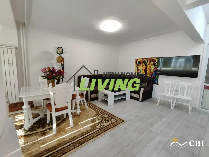 Apartment, 3-room, 78 m², in Burgas. Photo 1 of 14. Burgas, Black Sea, Bulgaria. Cheap Beach Holiday.