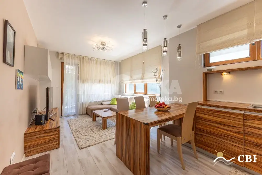 Apartment, 3-room, 90 m², in Varna. Photo 1 of 16. Varna, Black Sea, Bulgaria. Cheap Beach Holiday.