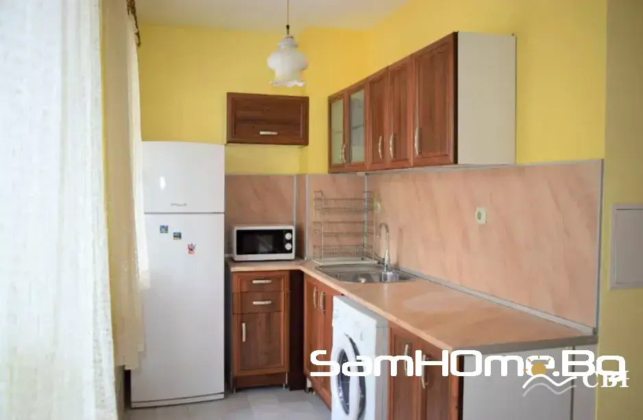 Apartment, 3-room, 100 m², in Varna. Photo 7 of 8. Varna, Black Sea, Bulgaria. Cheap Beach Holiday.