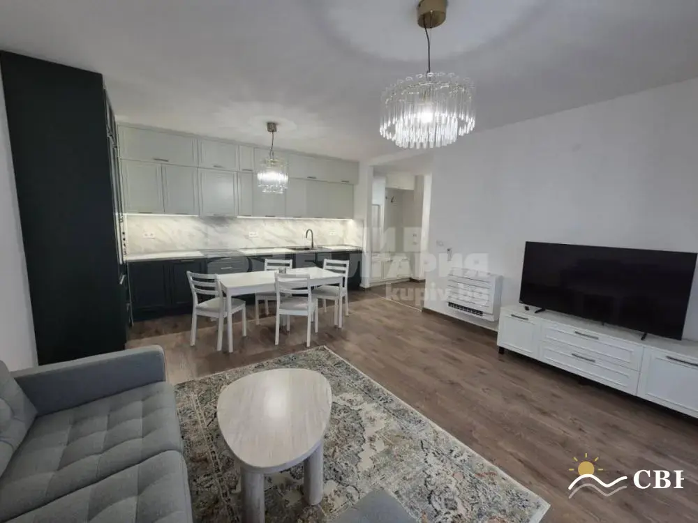 Apartment, 3-room, 100 m², in Varna. Photo 1 of 9. Varna, Black Sea, Bulgaria. Cheap Beach Holiday.