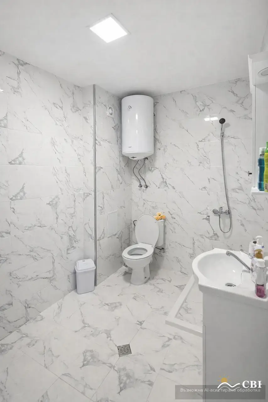 Apartment, 3-room, 90 m², in Varna. Photo 8 of 9. Varna, Black Sea, Bulgaria. Cheap Beach Holiday.