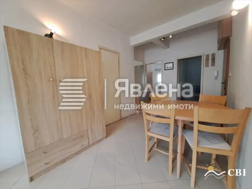 Apartment, 3-room, 80 m², in Varna. Photo 3 of 9. Varna, Black Sea, Bulgaria. Cheap Beach Holiday.