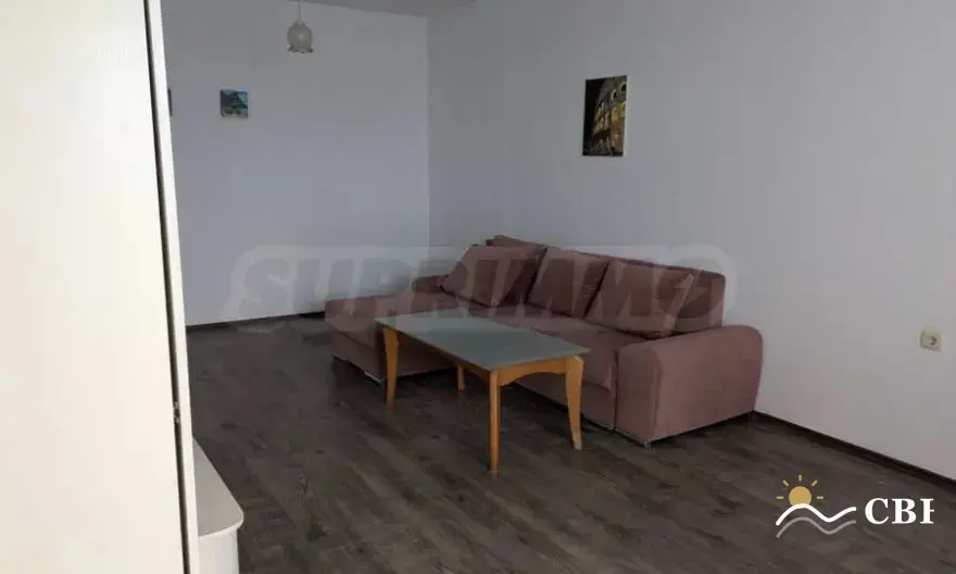Apartment, 3-room, 62 m², in Burgas. Photo 3 of 14. Burgas, Black Sea, Bulgaria. Cheap Beach Holiday.