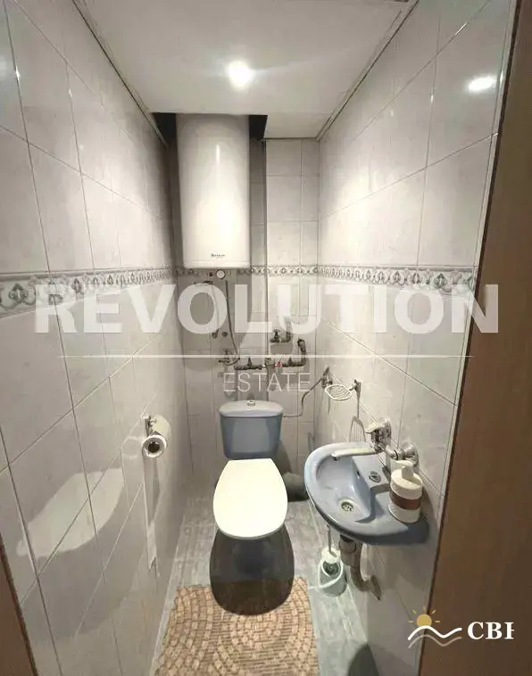 Apartment, 3-room, 100 m², in Varna. Photo 7 of 10. Varna, Black Sea, Bulgaria. Cheap Beach Holiday.