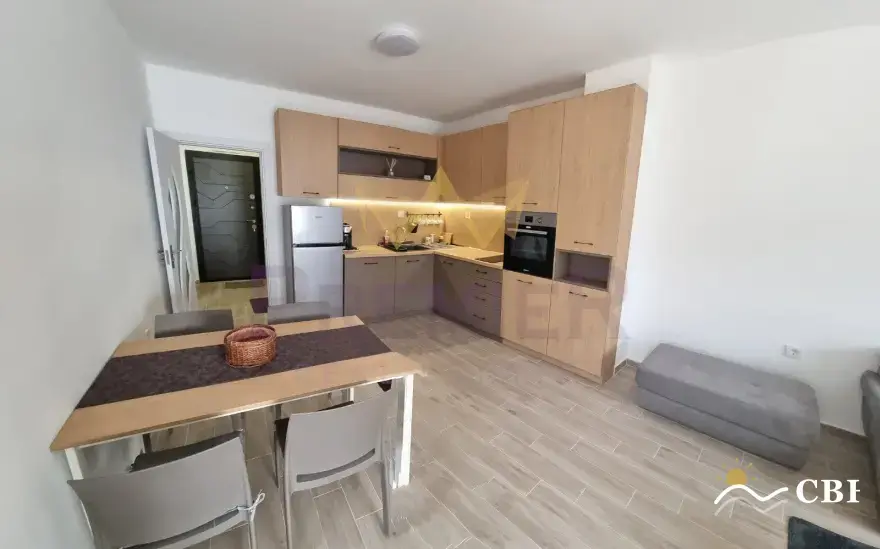 Apartment, 2-room, 70 m², in Vinitsa. Photo 1 of 9. Vinitsa, Black Sea, Bulgaria. Cheap Beach Holiday.