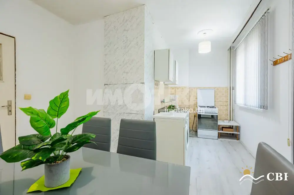 Apartment, 3-room, 90 m², in Varna. Photo 7 of 15. Varna, Black Sea, Bulgaria. Cheap Beach Holiday.