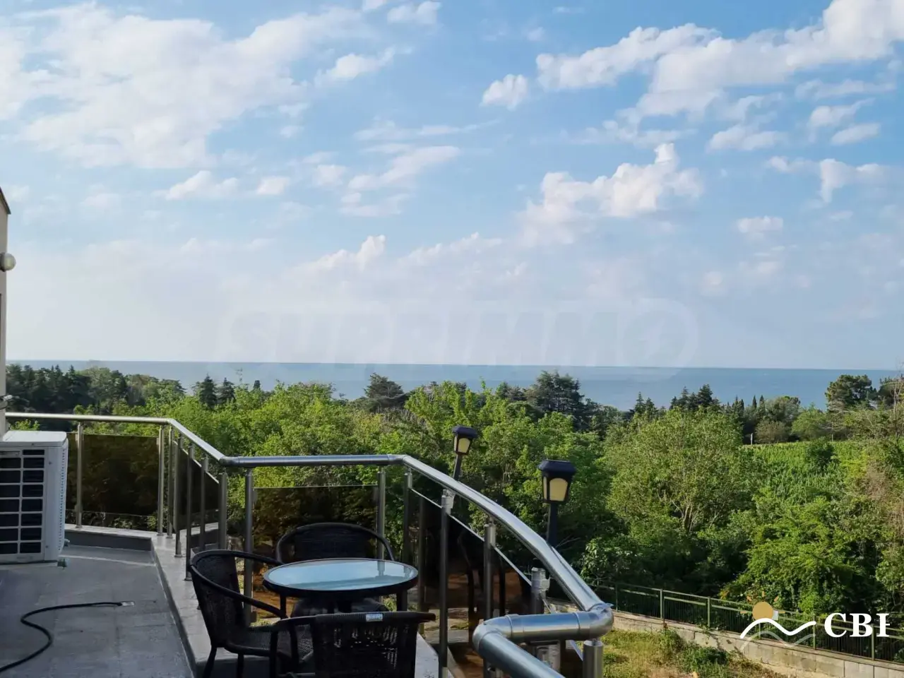 Apartment, 4-room, in St. St. Konstantin and Elena. Photo 3 of 16. St. St. Konstantin and Elena, Black Sea, Bulgaria. Cheap Beach Holiday.