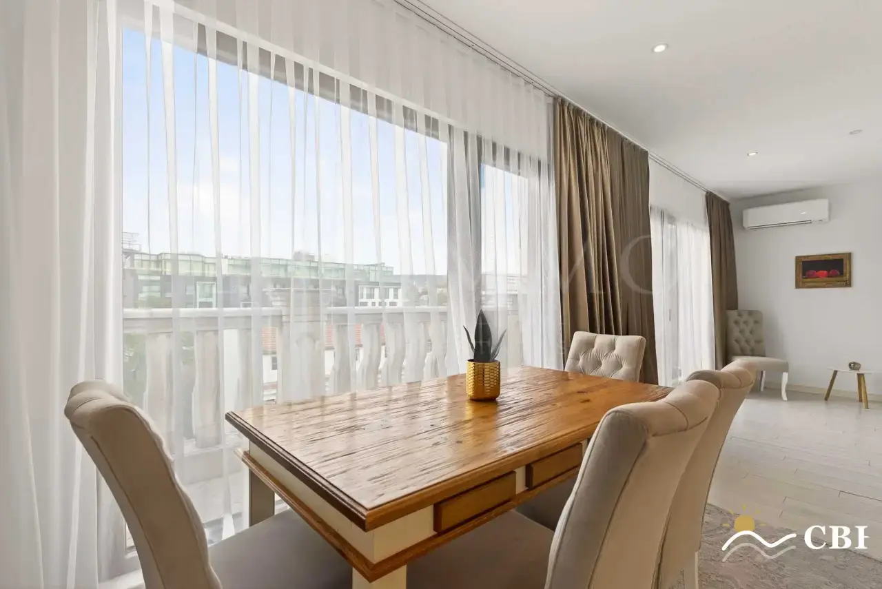 Apartment, 3-room, 110 m², in Varna. Photo 6 of 16. Varna, Black Sea, Bulgaria. Cheap Beach Holiday.