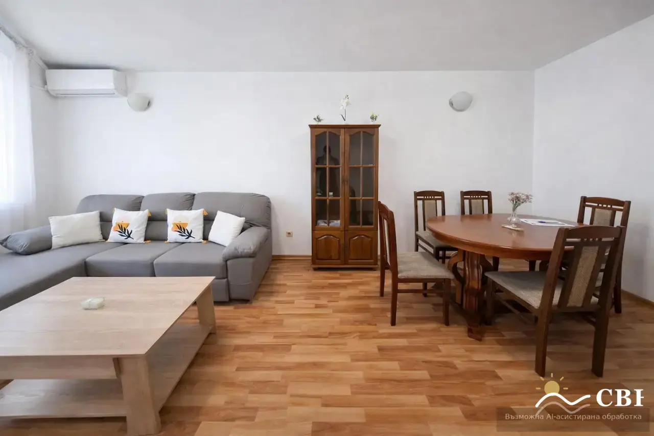 Apartment, 3-room, 98 m², in Varna. Photo 2 of 13. Varna, Black Sea, Bulgaria. Cheap Beach Holiday.