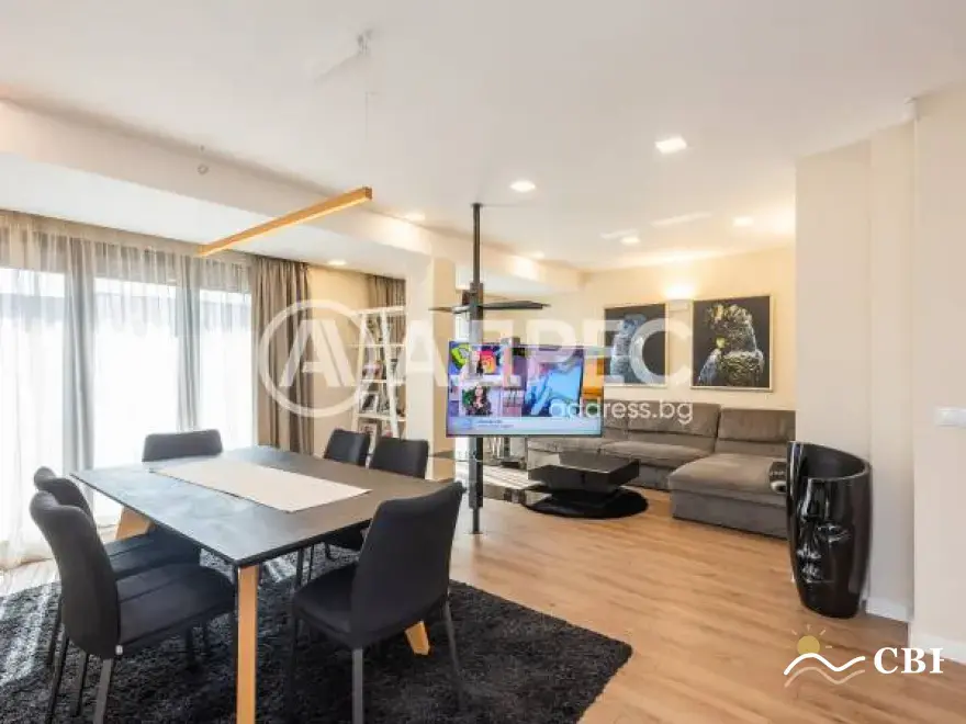 Apartment, 1-room, 233 m², in Varna. Photo 2 of 16. Varna, Black Sea, Bulgaria. Cheap Beach Holiday.