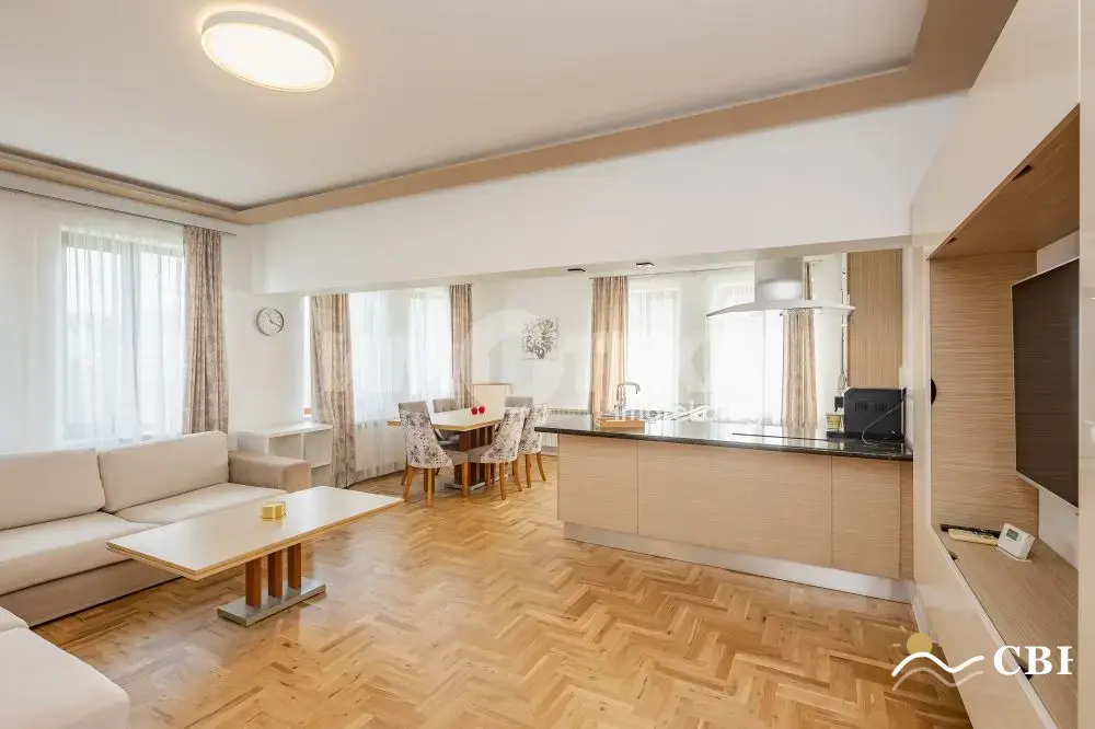 Apartment, 3-room, 115 m², in Varna. Photo 1 of 16. Varna, Black Sea, Bulgaria. Cheap Beach Holiday.