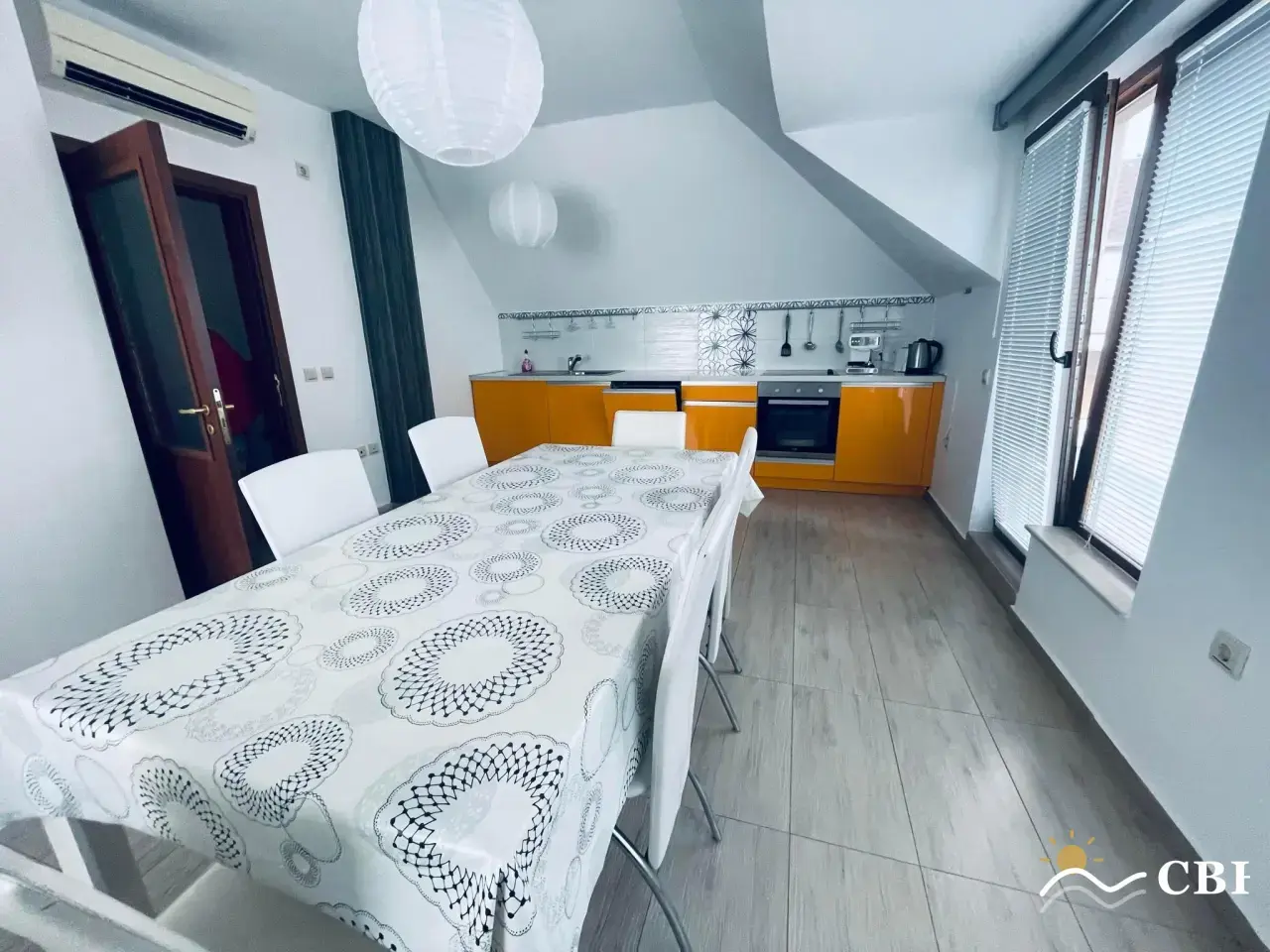 Apartment, 2-room, 65 m², in St. St. Konstantin and Elena. Photo 3 of 8. St. St. Konstantin and Elena, Black Sea, Bulgaria. Cheap Beach Holiday.