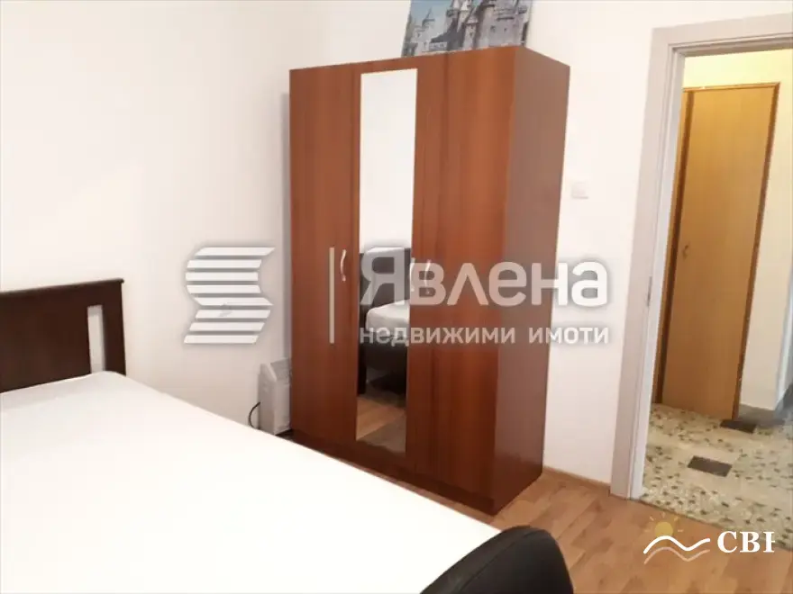 Apartment, 3-room, 110 m², in Varna. Photo 8 of 14. Varna, Black Sea, Bulgaria. Cheap Beach Holiday.