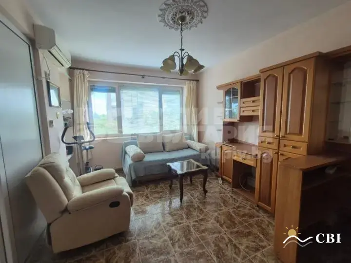 Apartment, 4-room, 100 m², in Varna. Photo 2 of 13. Varna, Black Sea, Bulgaria. Cheap Beach Holiday.