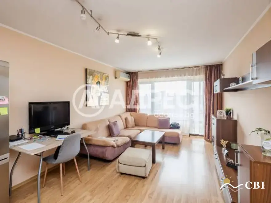 Apartment, 3-room, 70 m², in Varna. Photo 5 of 12. Varna, Black Sea, Bulgaria. Cheap Beach Holiday.
