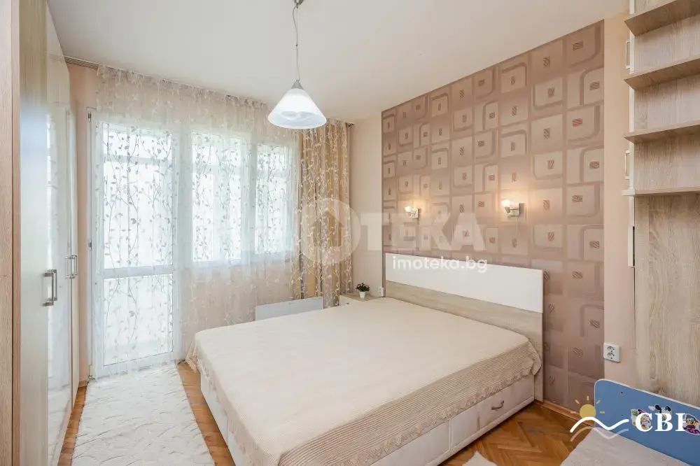 Apartment, 3-room, 90 m², in Varna. Photo 9 of 16. Varna, Black Sea, Bulgaria. Cheap Beach Holiday.