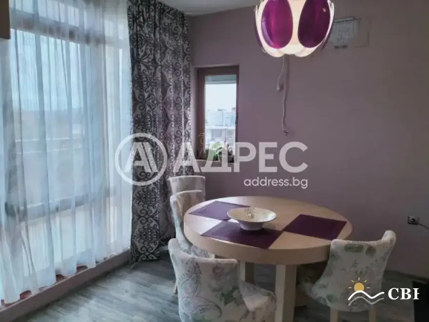 Apartment, 1-room, 250 m², in Burgas. Photo 9 of 15. Burgas, Black Sea, Bulgaria. Cheap Beach Holiday.