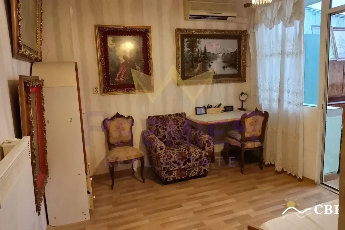 Apartment, 3-room, 90 m², in Varna. Photo 4 of 14. Varna, Black Sea, Bulgaria. Cheap Beach Holiday.