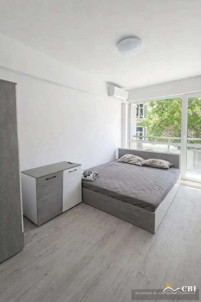 Apartment, 3-room, 90 m², in Varna. Photo 5 of 9. Varna, Black Sea, Bulgaria. Cheap Beach Holiday.