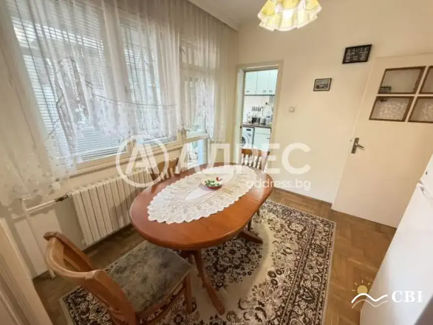 Apartment, 3-room, 100 m², in Varna. Photo 5 of 16. Varna, Black Sea, Bulgaria. Cheap Beach Holiday.
