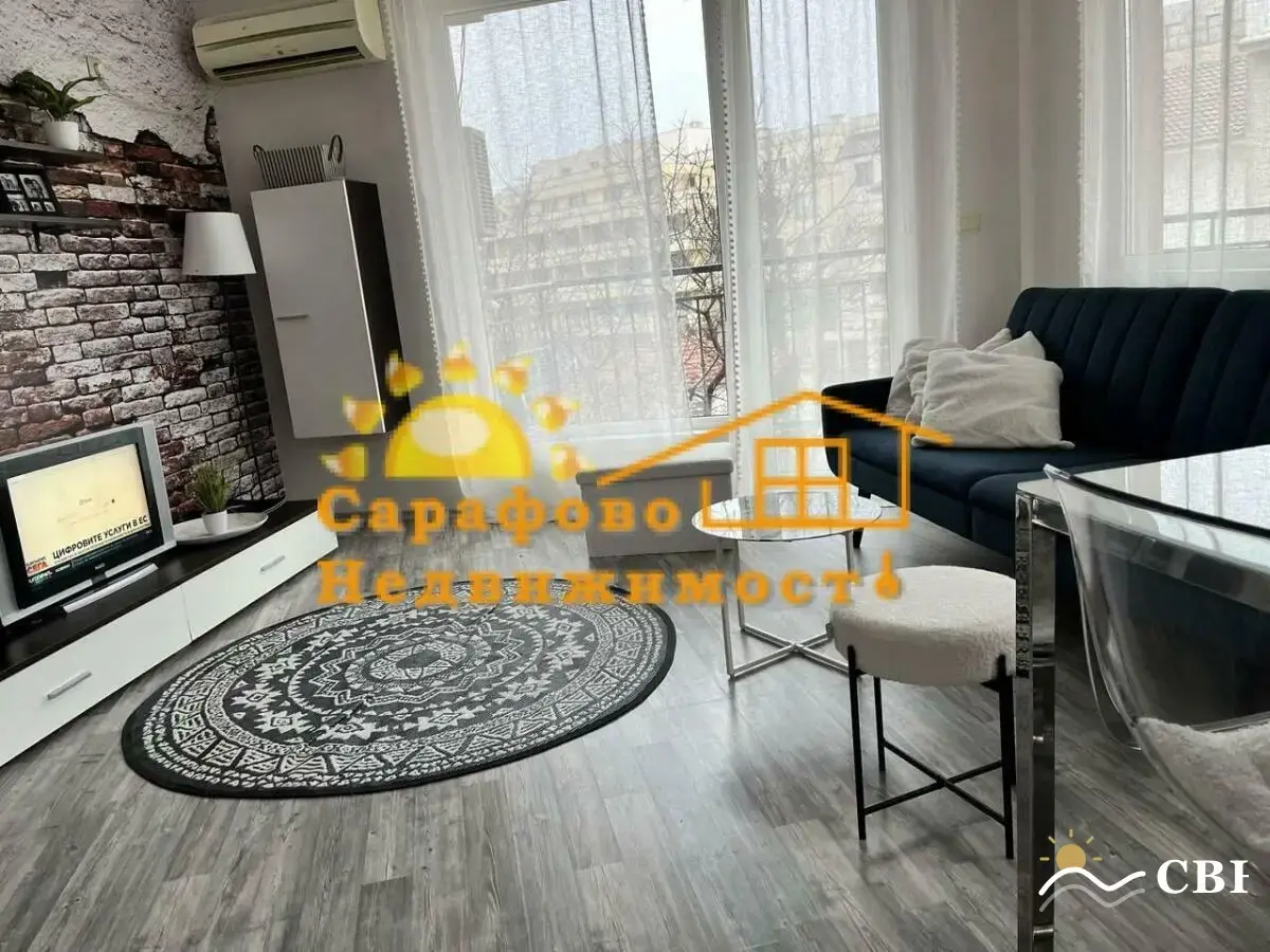Apartment, 3-room, 100 m², in Sarafovo. Photo 5 of 11. Sarafovo, Black Sea, Bulgaria. Cheap Beach Holiday.
