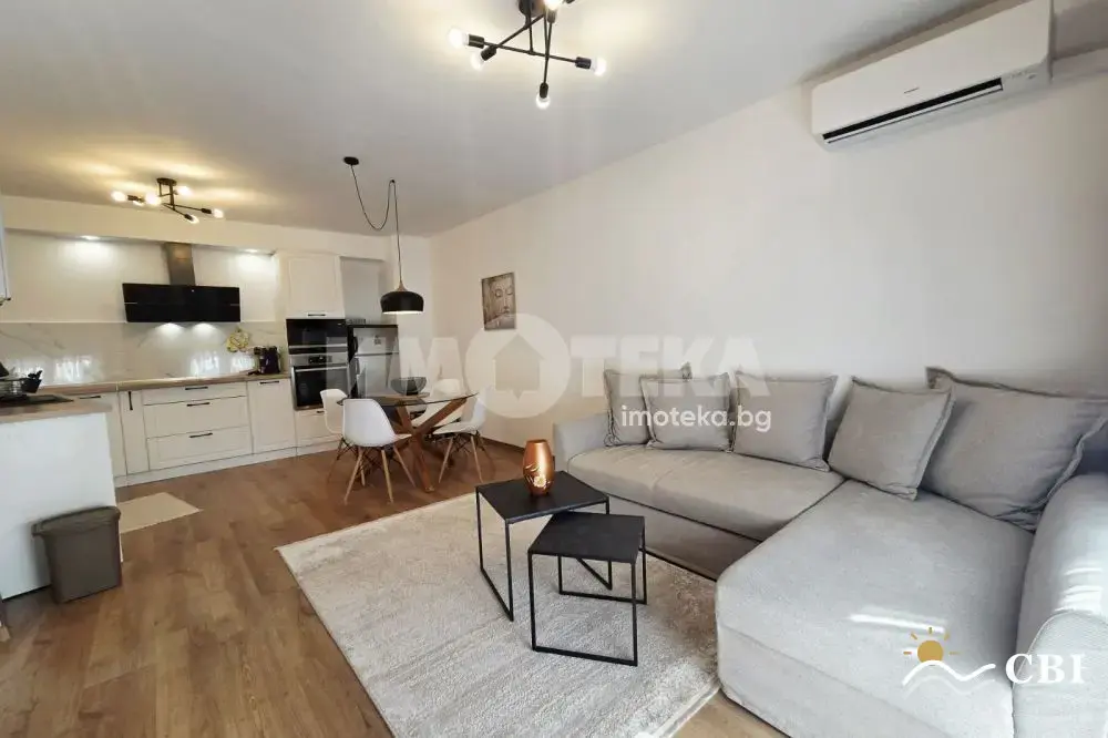 Apartment, 2-room, 75 m², in Varna. Photo 1 of 10. Varna, Black Sea, Bulgaria. Cheap Beach Holiday.