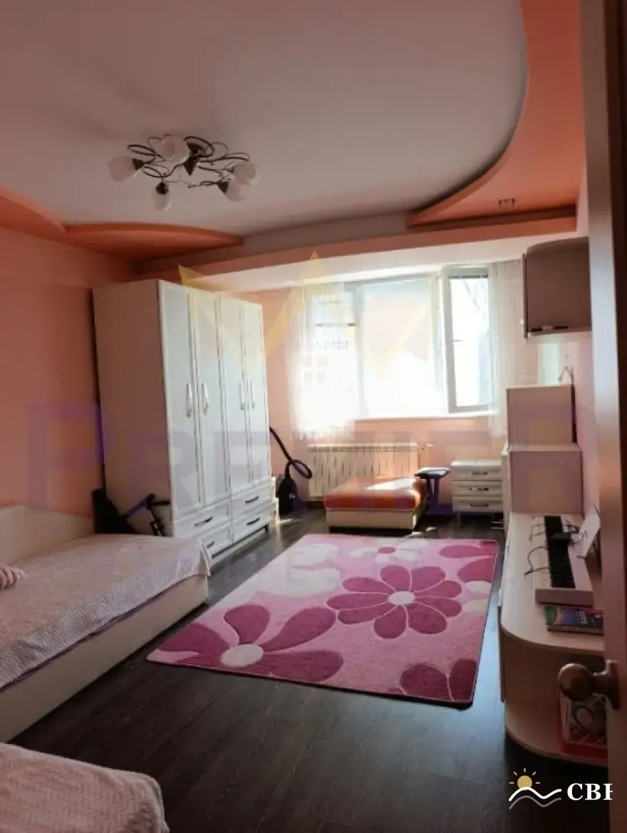 Apartment, 3-room, 102 m², in Varna. Photo 7 of 12. Varna, Black Sea, Bulgaria. Cheap Beach Holiday.