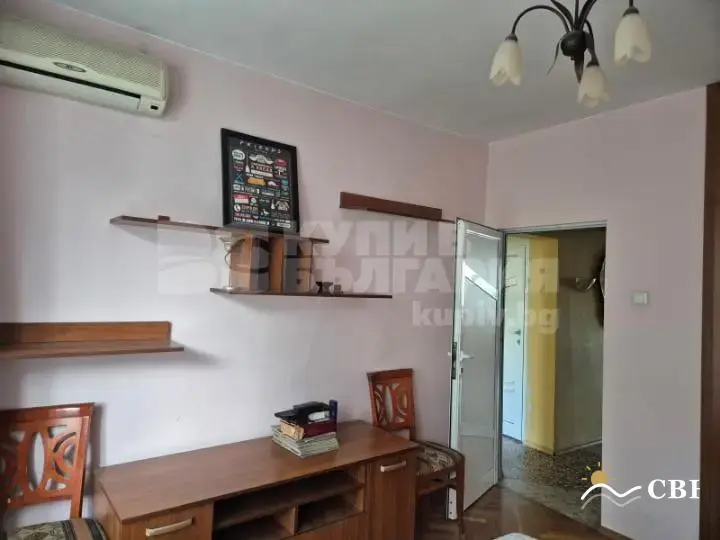 Apartment, 4-room, 100 m², in Varna. Photo 5 of 13. Varna, Black Sea, Bulgaria. Cheap Beach Holiday.