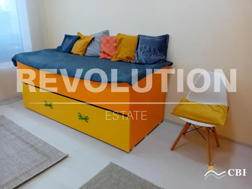 Apartment, 3-room, 88 m², in Varna. Photo 5 of 7. Varna, Black Sea, Bulgaria. Cheap Beach Holiday.