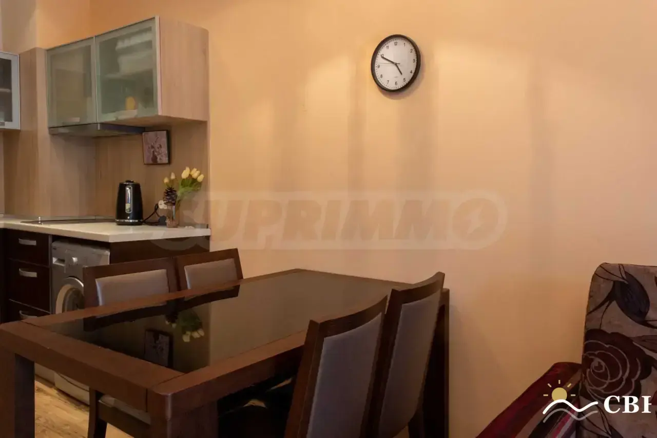 Apartment, 2-room, in Golden Sands. Photo 6 of 16. Golden Sands, Black Sea, Bulgaria. Cheap Beach Holiday.