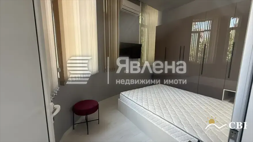 Apartment, 3-room, 110 m², in Varna. Photo 5 of 7. Varna, Black Sea, Bulgaria. Cheap Beach Holiday.