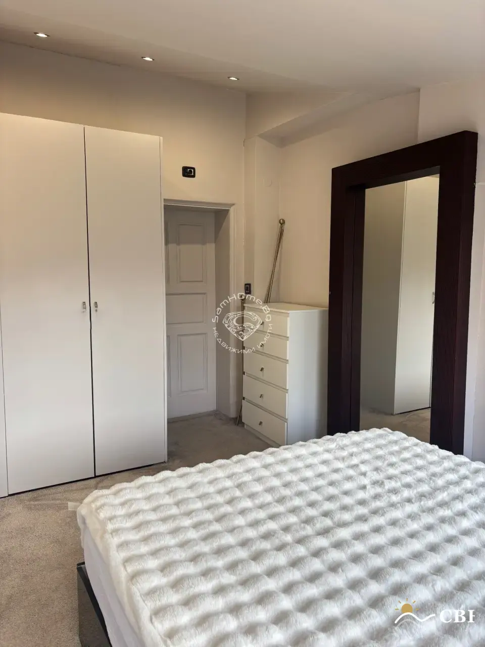 House, 4-room, 260 m², in Vinitsa. Photo 5 of 15. Vinitsa, Black Sea, Bulgaria. Cheap Beach Holiday.