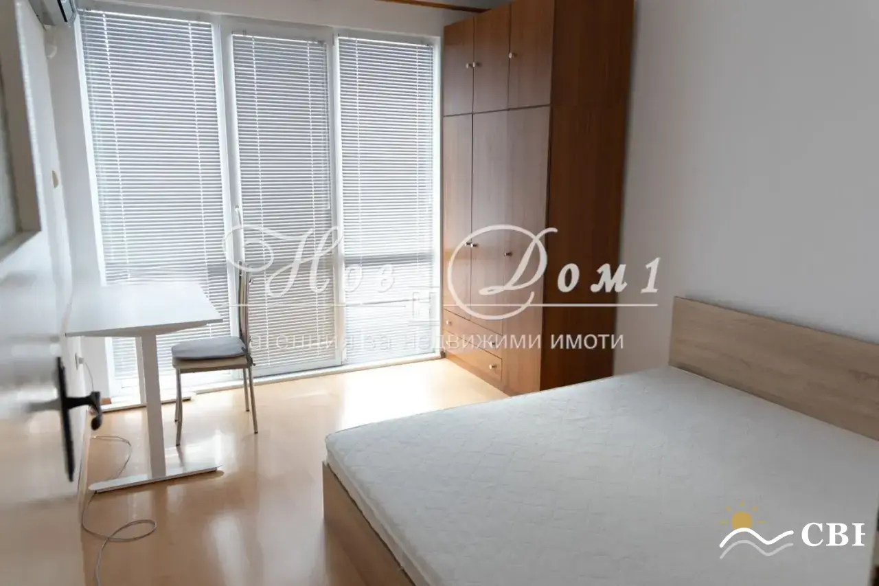 Apartment, 4-room, 100 m², in Varna. Photo 8 of 11. Varna, Black Sea, Bulgaria. Cheap Beach Holiday.