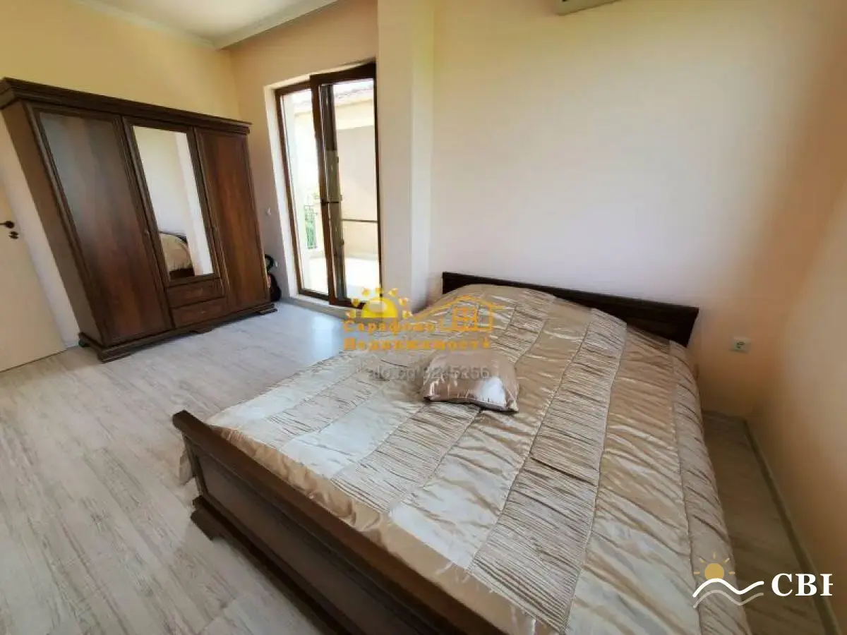 House, 1-room, 135 m², in Sarafovo. Photo 2 of 7. Sarafovo, Black Sea, Bulgaria. Cheap Beach Holiday.