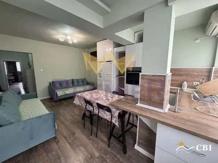Apartment, 4-room, 120 m², in Varna. Photo 2 of 12. Varna, Black Sea, Bulgaria. Cheap Beach Holiday.