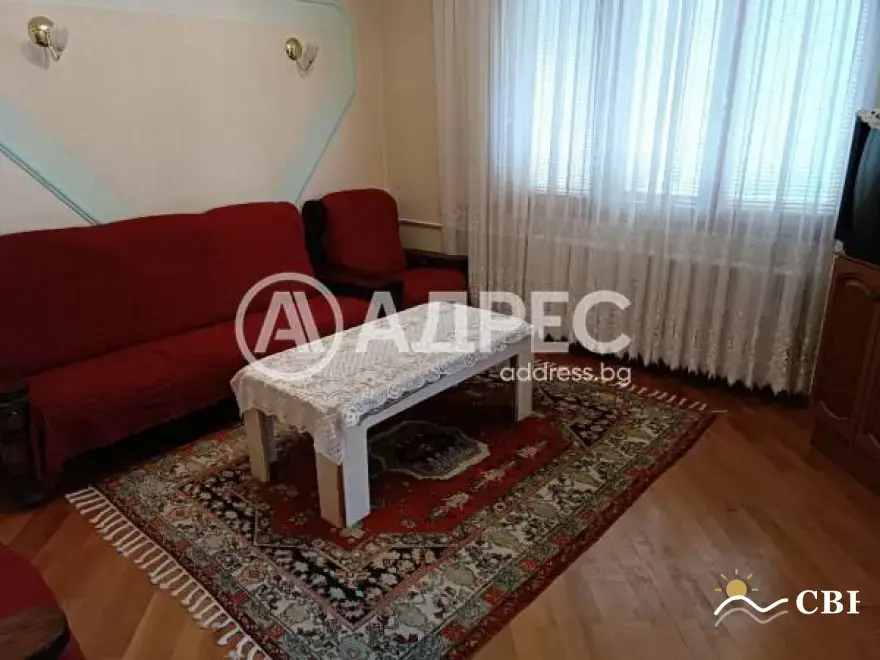 Apartment, 1-room, 127 m², in Burgas. Photo 1 of 16. Burgas, Black Sea, Bulgaria. Cheap Beach Holiday.