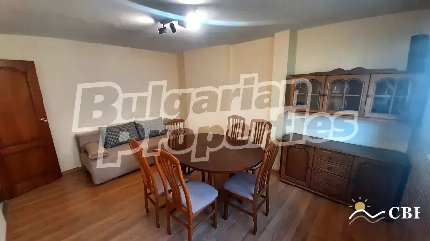 Apartment, 4-room, 120 m², in Varna. Photo 8 of 16. Varna, Black Sea, Bulgaria. Cheap Beach Holiday.