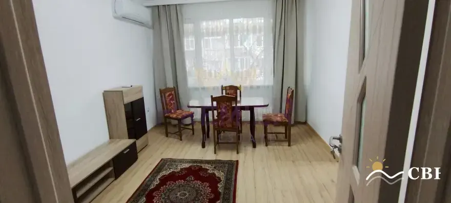 Apartment, 1-room, 100 m², in Pomorie. Photo 2 of 10. Pomorie, Black Sea, Bulgaria. Cheap Beach Holiday.