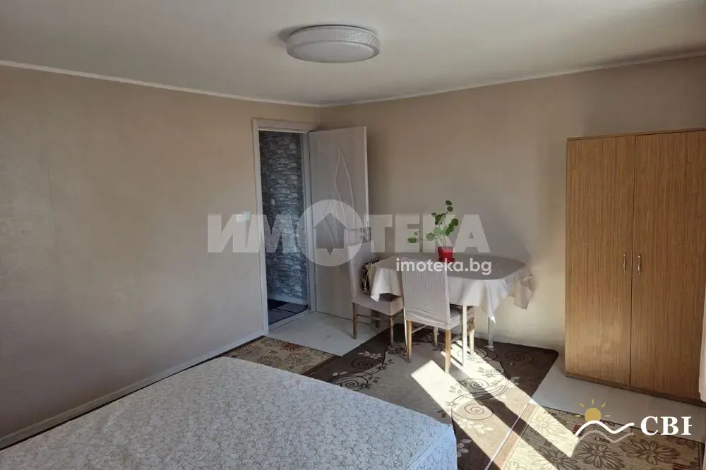 House, 1-room, 120 m², in Varna. Photo 2 of 16. Varna, Black Sea, Bulgaria. Cheap Beach Holiday.