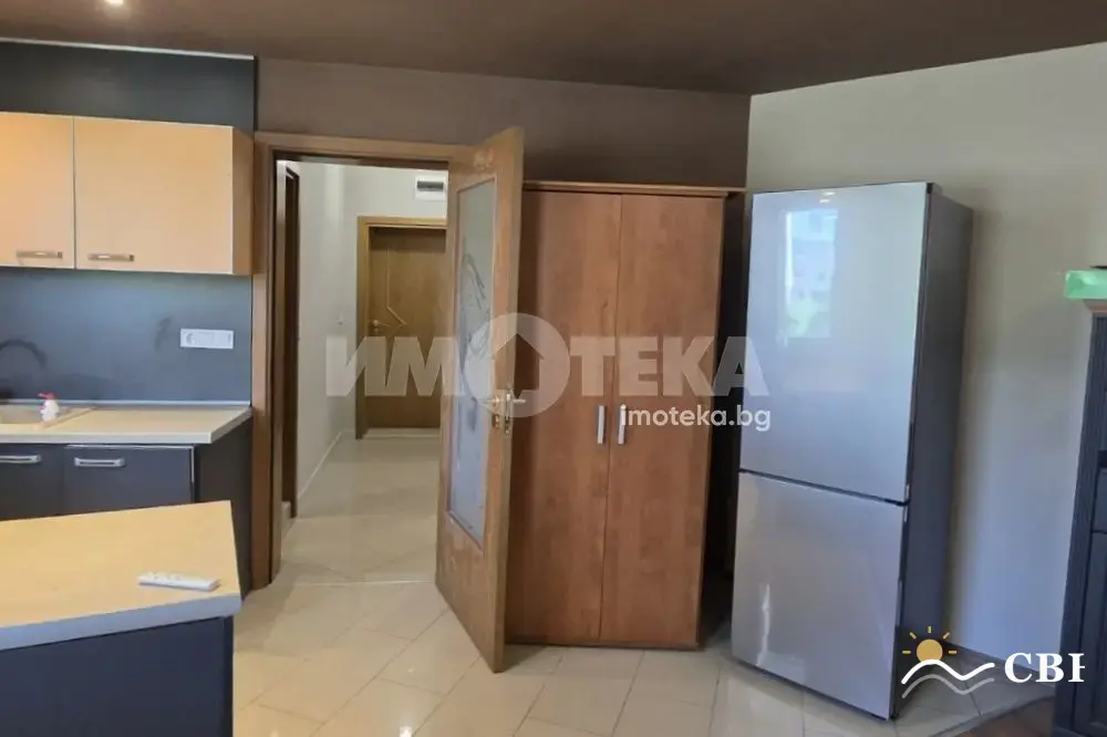 Apartment, 3-room, 110 m², in Varna. Photo 9 of 15. Varna, Black Sea, Bulgaria. Cheap Beach Holiday.